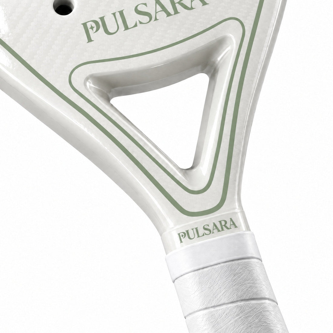 Pulsara Casiopea, throat